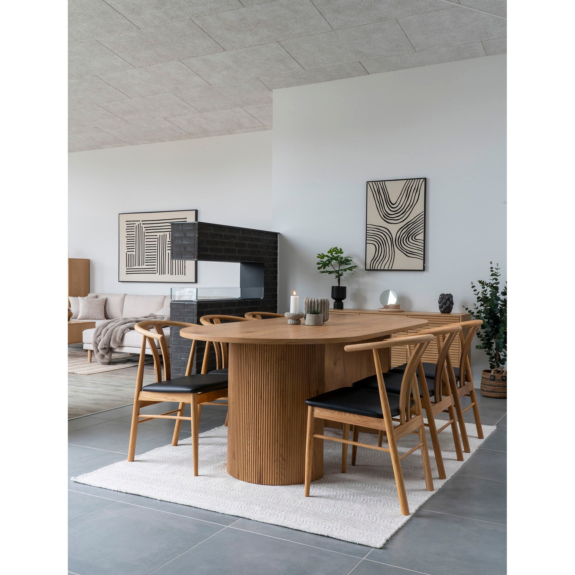 Plateau rond en travertin beige finition mate pour objets déco ou vide-poche