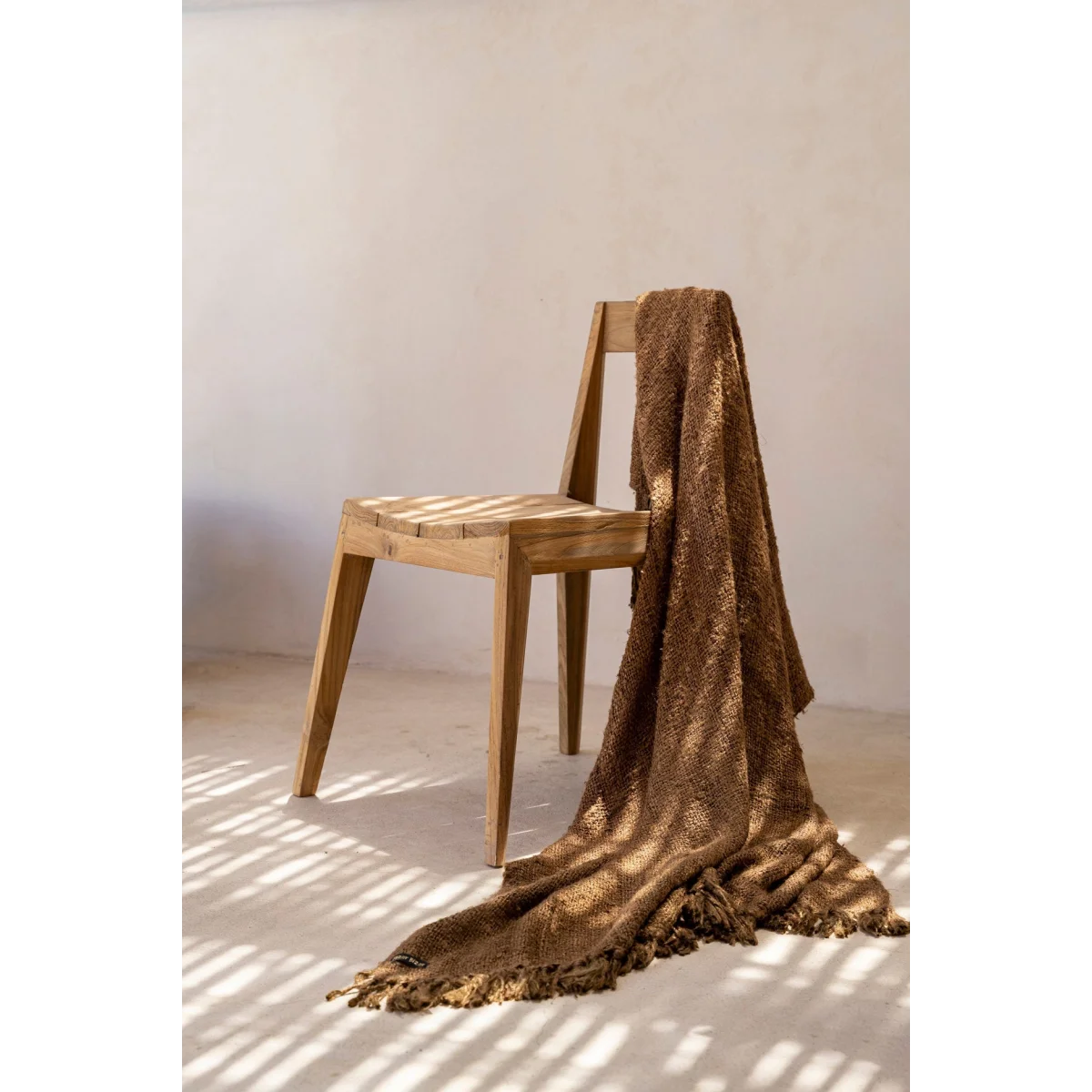 Chaise de salle à manger en teck recyclé naturel pour intérieur et extérieur