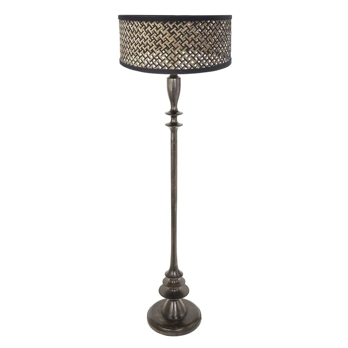 Lampadaire en métal noir vieilli avec abat-jour en treillis ajouré, H143 cm
