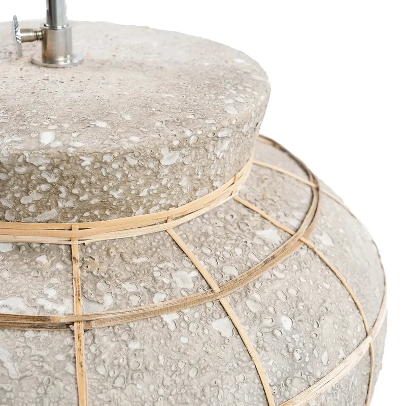 Vase gris texturé avec grille en bambou pour La lampe de table Lipsi Béton Naturel
