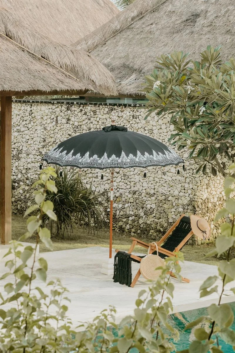 Parasol balinais noir 280 cm en tissu imperméable