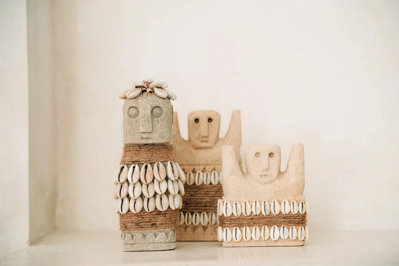 Trois figurines tribales décoratives pour La Pierre de Sumba n°28 - M