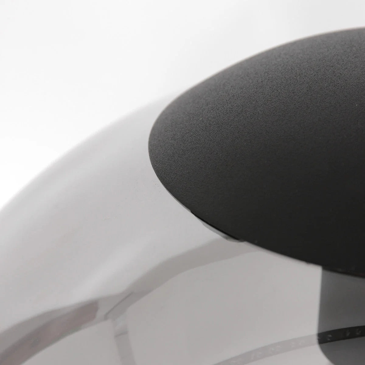 Objet en verre fumé noir sphérique à 3 globes avec dôme gris et sommet texturé