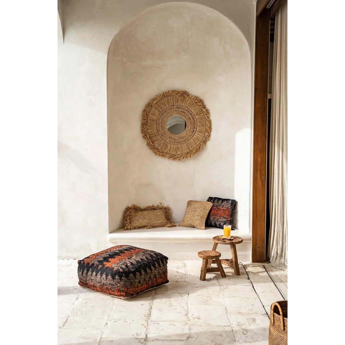 Tabouret rond en teck recyclé finition naturelle – H45 cm