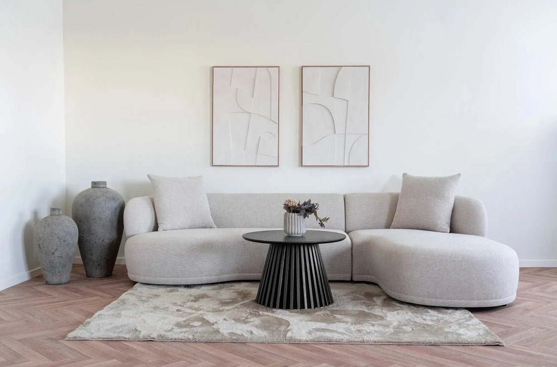 Table basse avec canapé gris