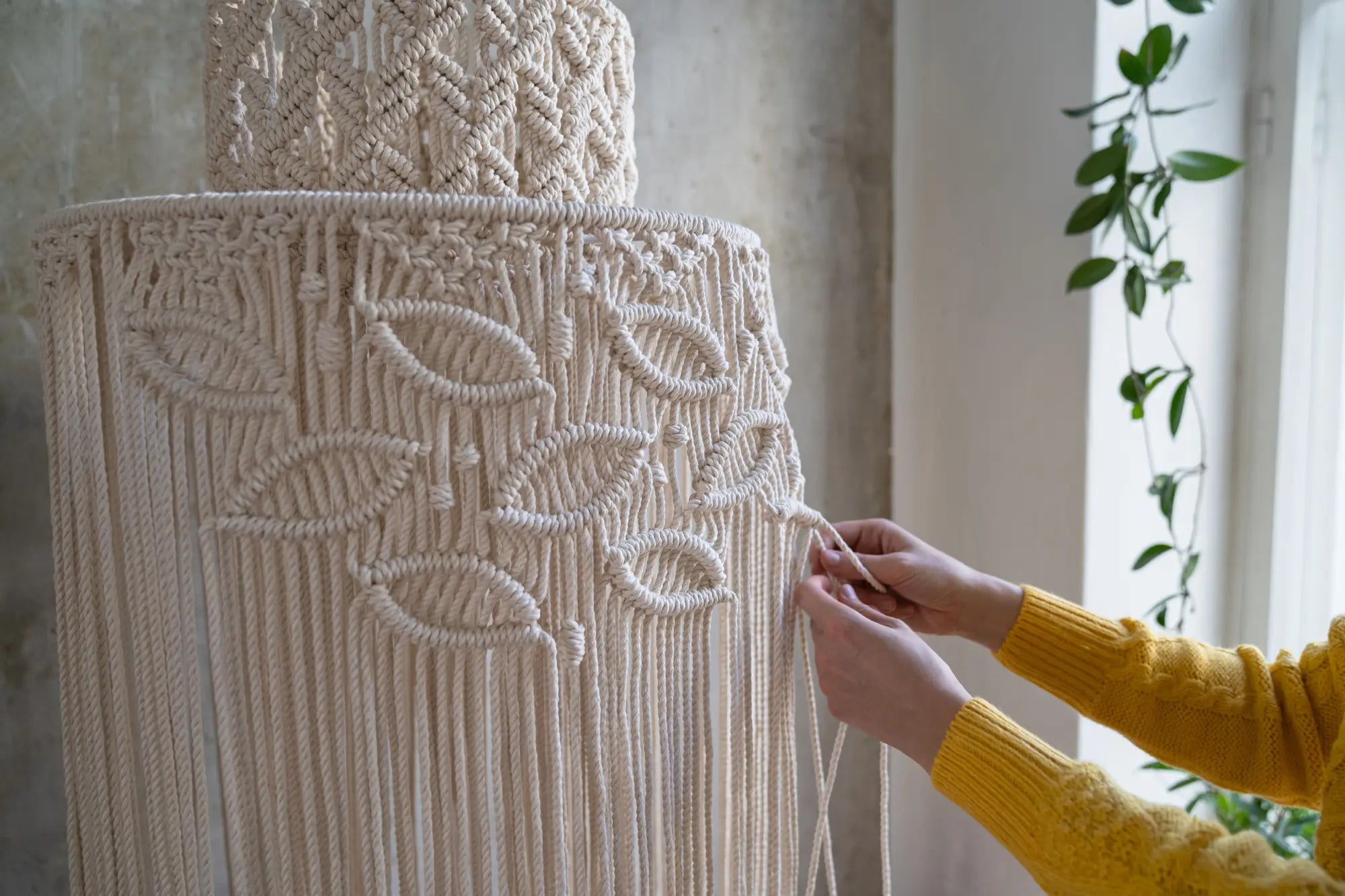 Lustre en macramé