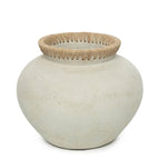 Vase rond en terre cuite finition pierre col en raphia beige naturel – H27 cm