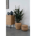 Cache-pot rond en jacinthe d’eau tressée beige miel – Ø34,5 cm