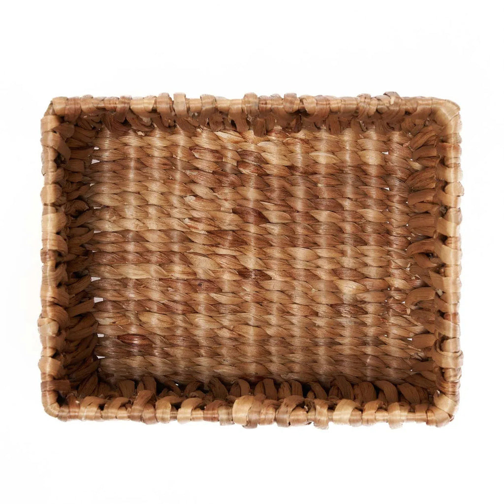 Panier de rangement rectangulaire en feuilles de bananier tressées naturel