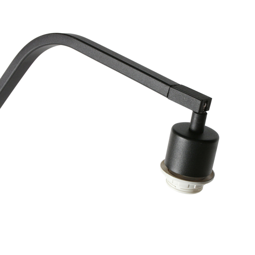 Lampadaire en métal noir avec abat-jour naturel tressé – H173 cm