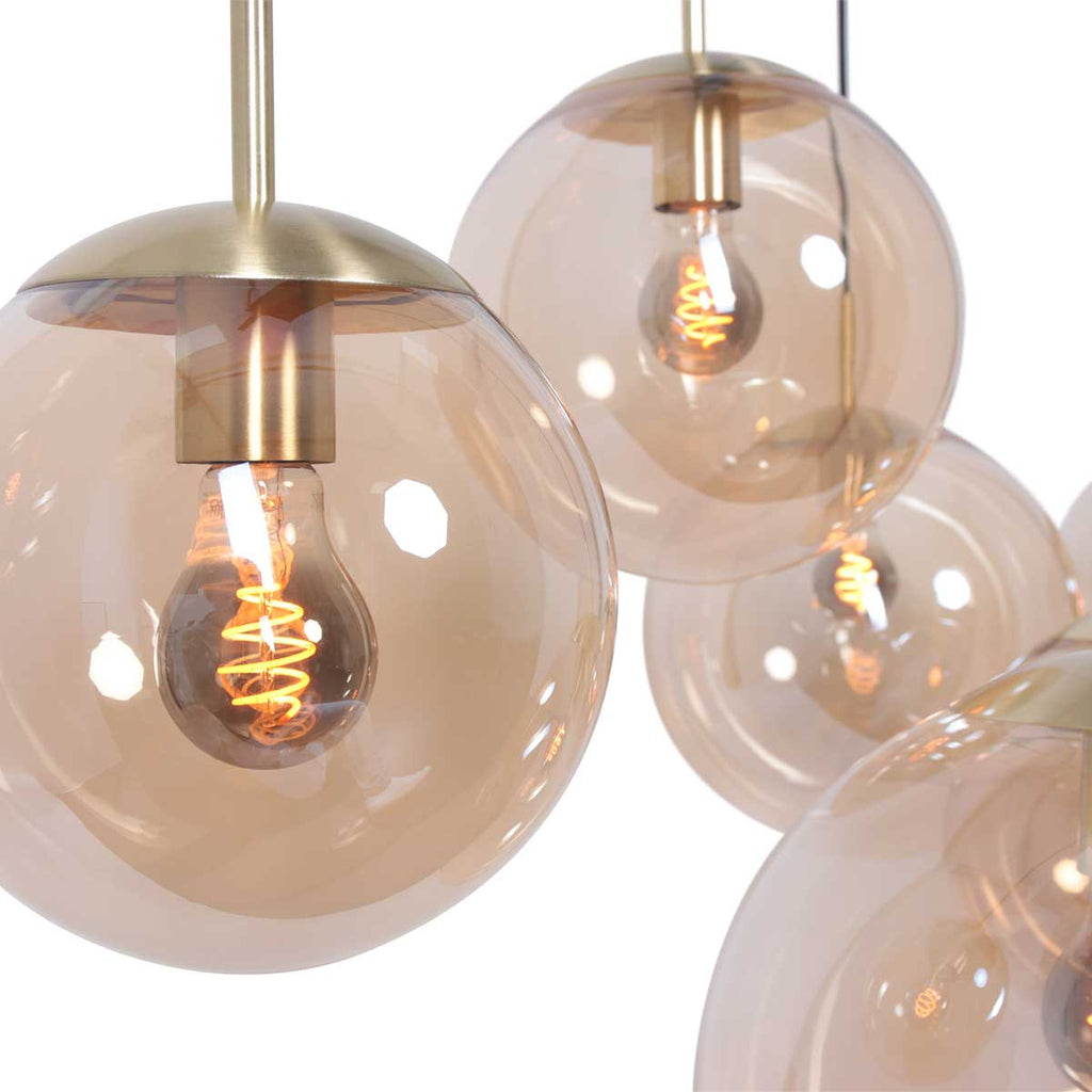 Suspension linéaire multiple en verre ambré et laiton 6 lampes décalés – 120x25 cm