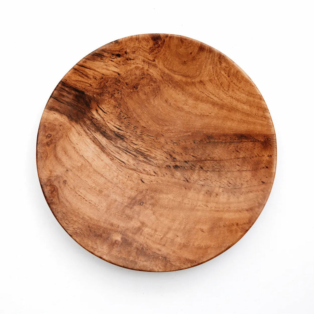 Assiette ronde en teck massif finition lisse veinée aspect artisanal – Ø30 cm