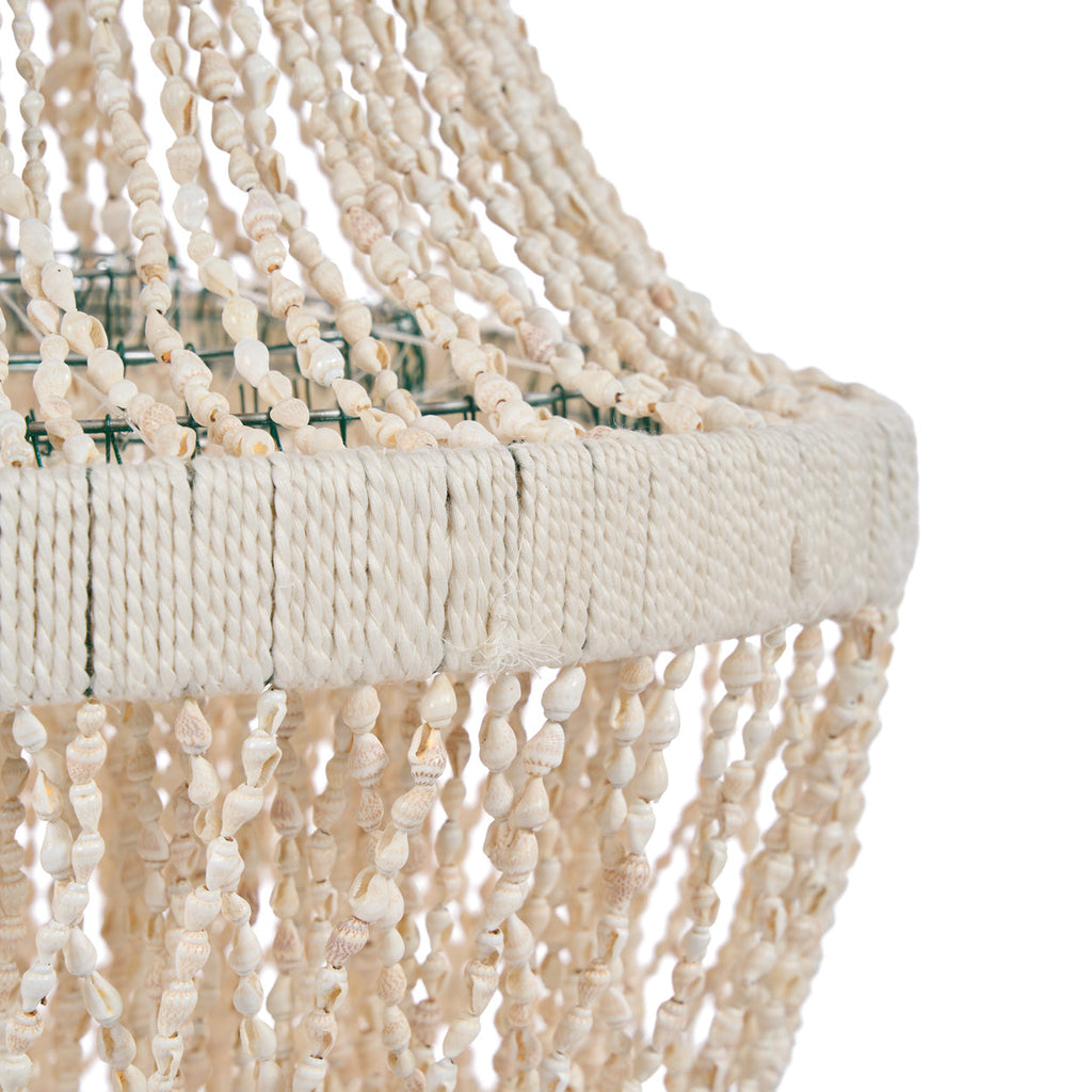 Suspension en coquillages beige en cascade pour salon – H85 cm