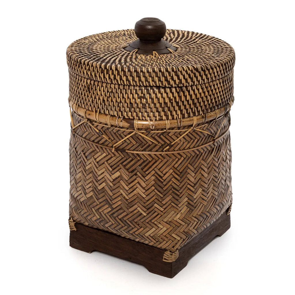 Panier de rangement cylindrique en rotin tressé naturel avec couvercle en bois