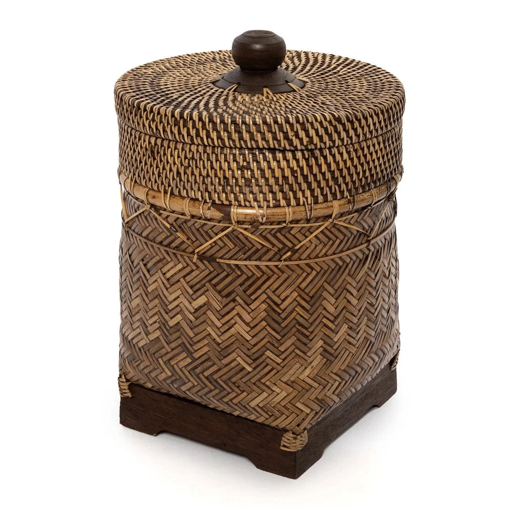 Panier de rangement cylindrique en rotin tressé naturel avec couvercle en bois
