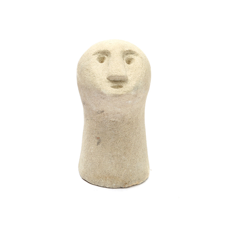Figurine décorative en grès sculpté – Visage beige
