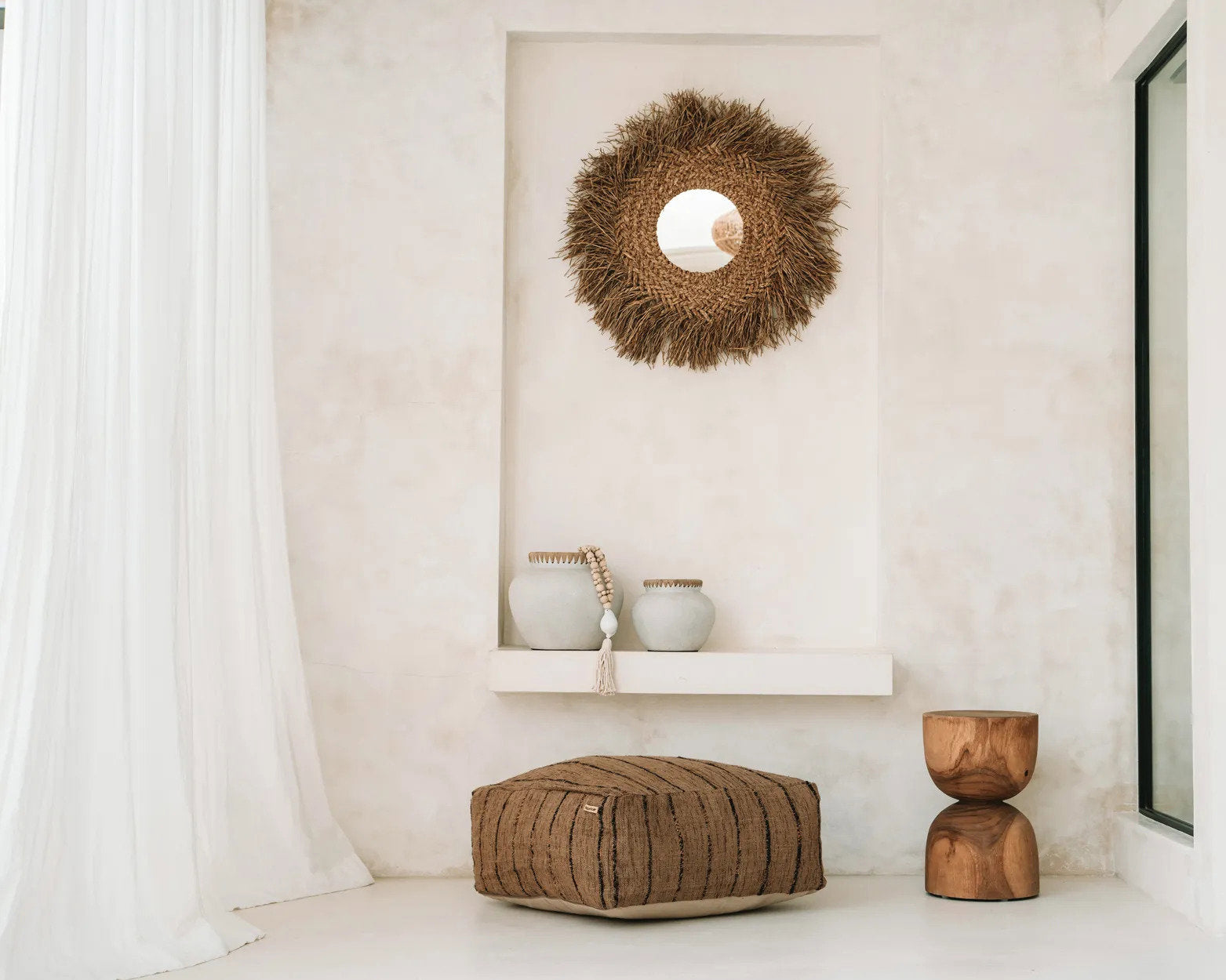 Miroir rond mural en jacinthe d’eau naturelle avec franges – Ø75 cm