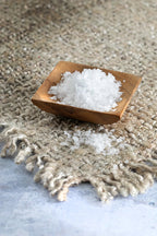 Plateau carré en racine de teck naturel - 6x6 cm