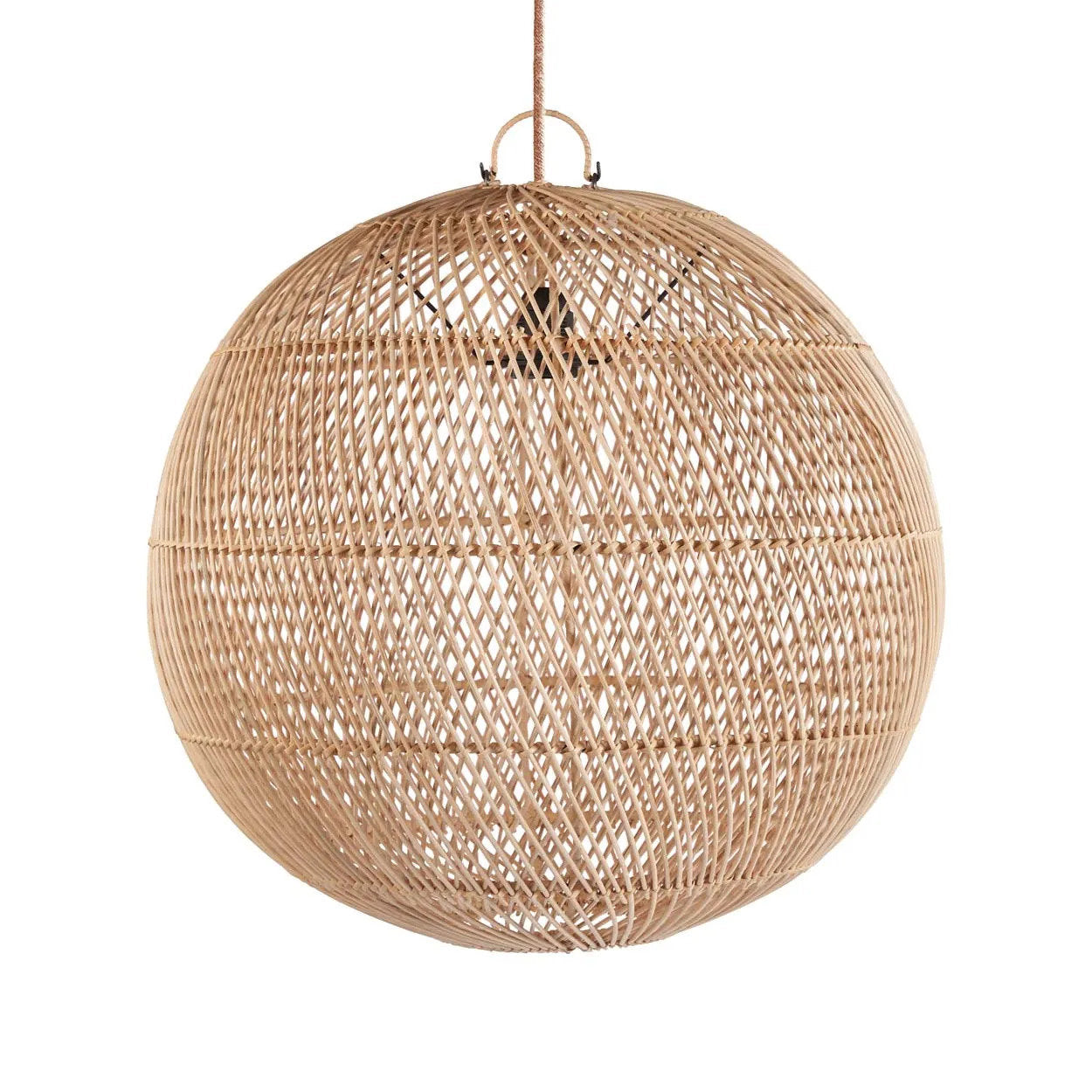 Suspension en rotin tressé naturel ajouré sphérique – Ø50 cm