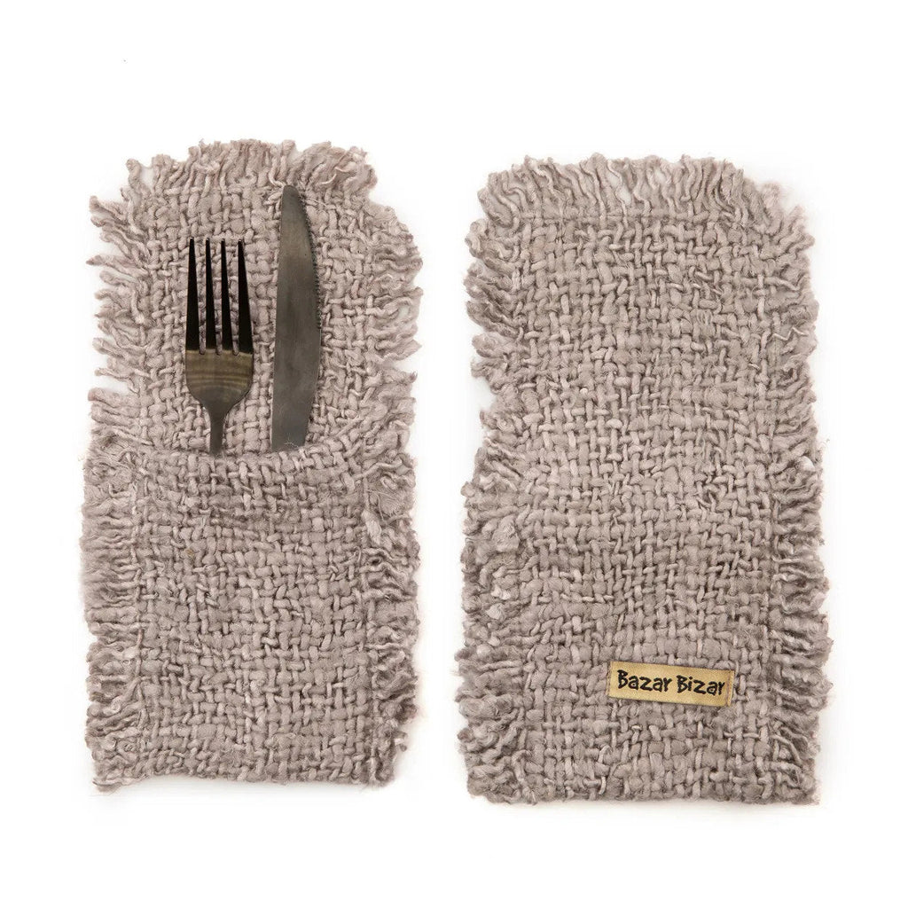 Porte-couverts en coton tissé gris perle avec bords frangés – Set de 4