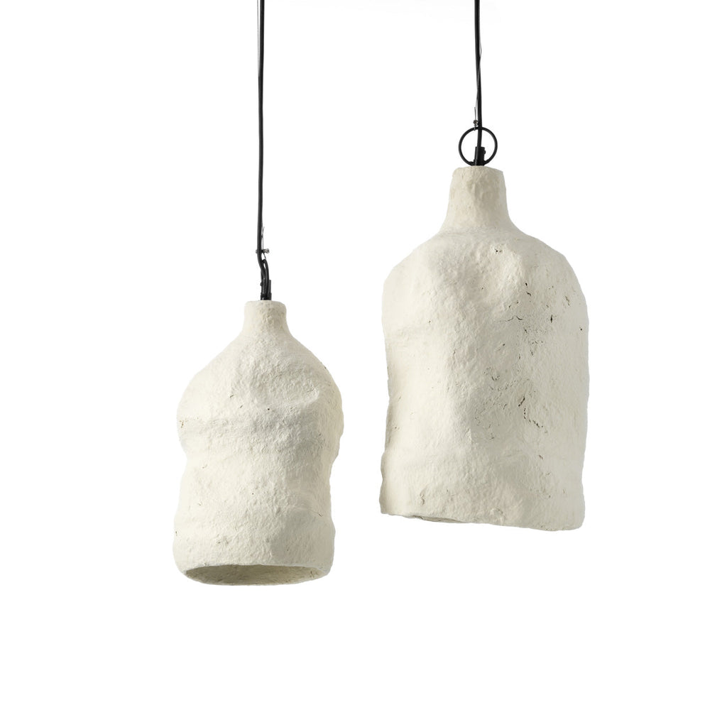 Suspension en papier mâché blanc sculpturale – H46 cm