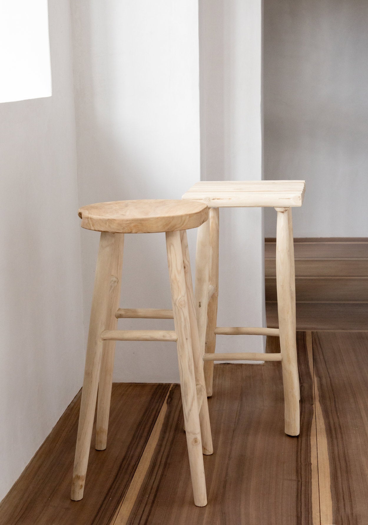 Tabouret de bar en bois naturel – Ø35 cm hauteur 75 cm