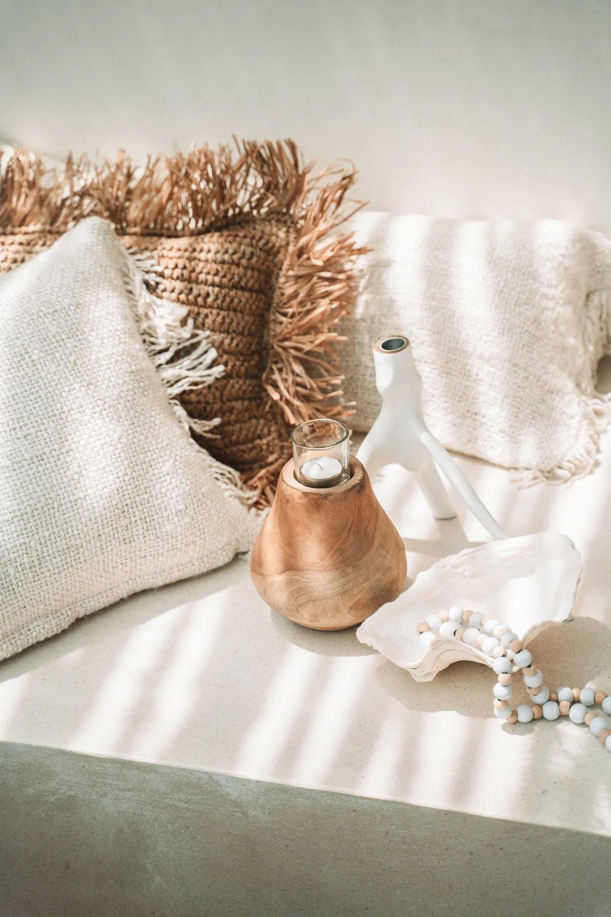 Bougeoir blanc en forme de branche organique