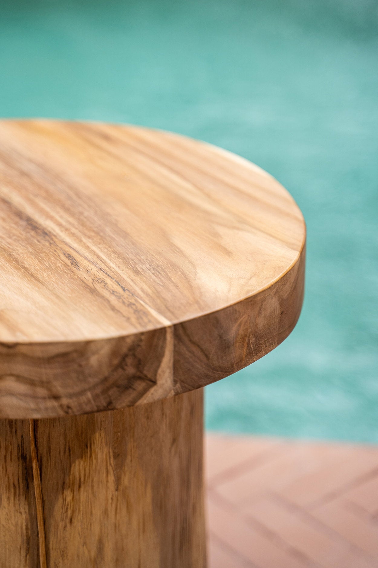 Table d’appoint en bois de Suar naturel 45x30 cm
