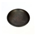 Assiette ronde en terre cuite brûlée – Noir profond – Ø26 cm