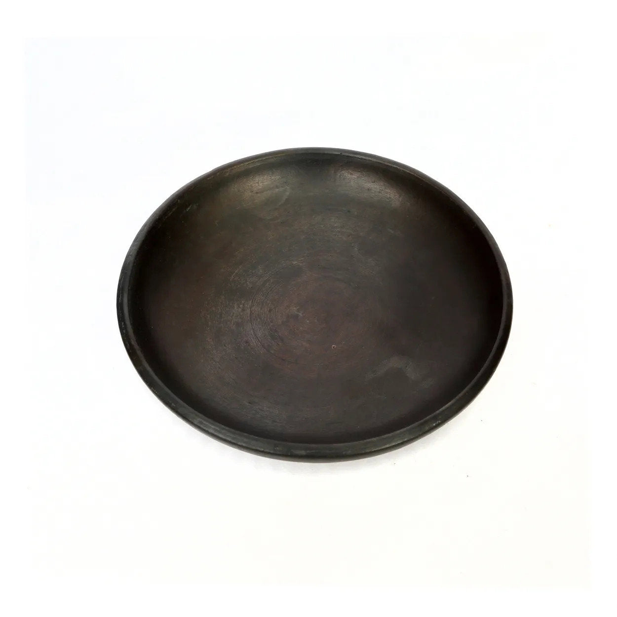 Assiette ronde en terre cuite brûlée – Noir profond – Ø26 cm