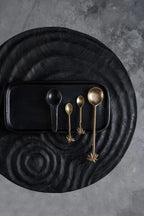 Assiette rectangulaire en terre cuite – Noir mat