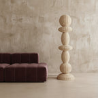 Lampadaire rotin sculpture totem beige pour salon – H175 cm