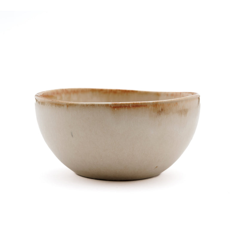 Bol en grès émaillé beige à bord ambré irrégulier