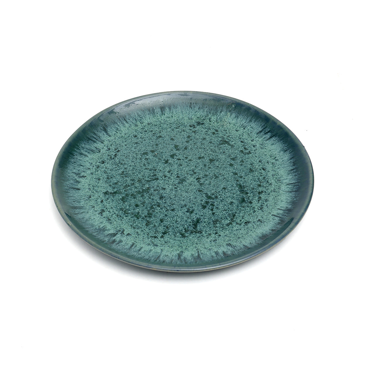 Assiette en grès émaillé vert teal effet moucheté halo radial