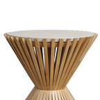 Guéridon rond en marbre clair base sablier en bois naturel – Ø46 cm