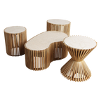 Guéridon rond en marbre clair base sablier en bois naturel – Ø46 cm