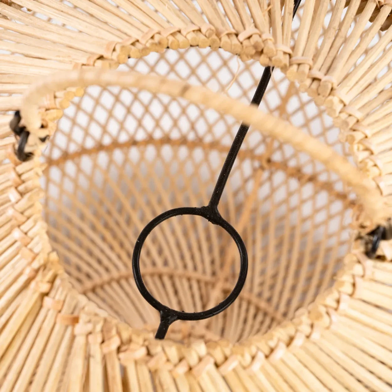 Abat-jour en rotin naturel 48 cm modèle Batu Bolong