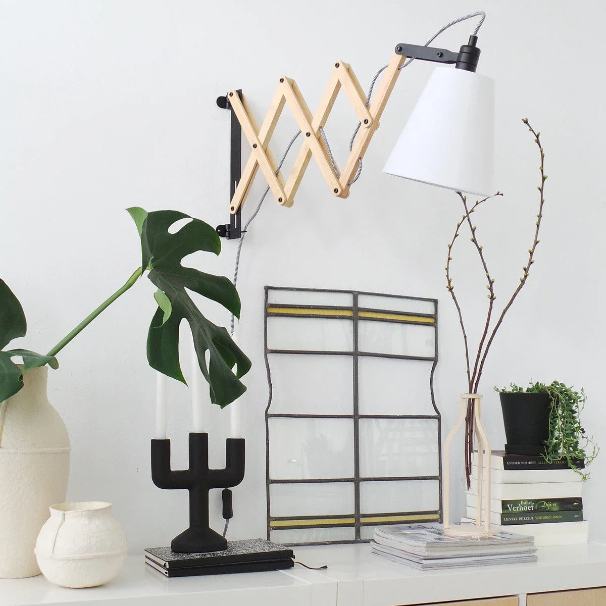 Applique murale en bois extensible avec abat-jour blanc crème, design moderne