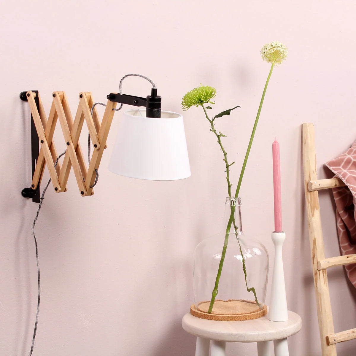 Applique murale en bois extensible avec abat-jour blanc crème Ø20 cm