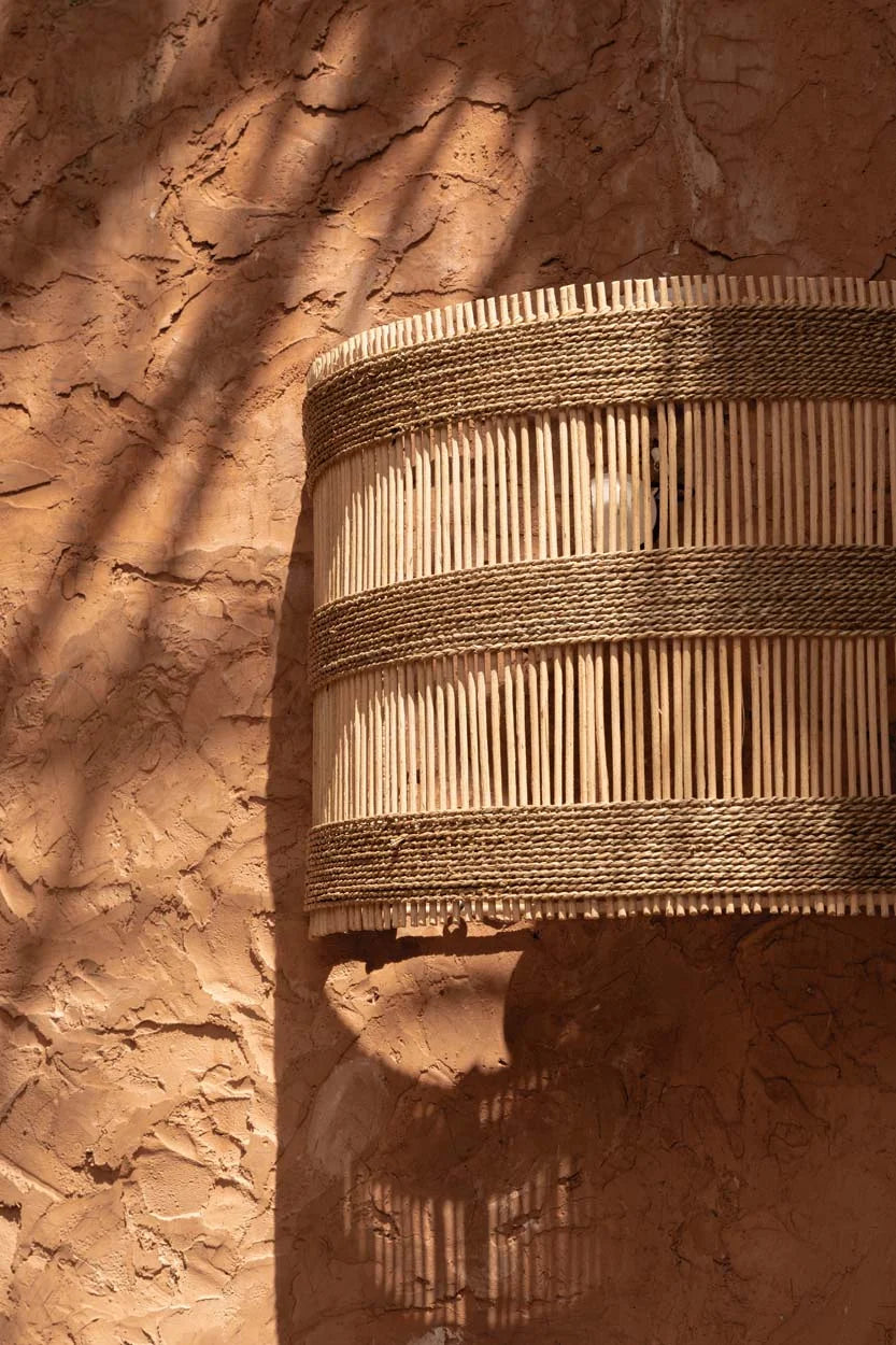 Applique murale en rotin ajouré et corde naturelle 45x19 cm cylindrique murale