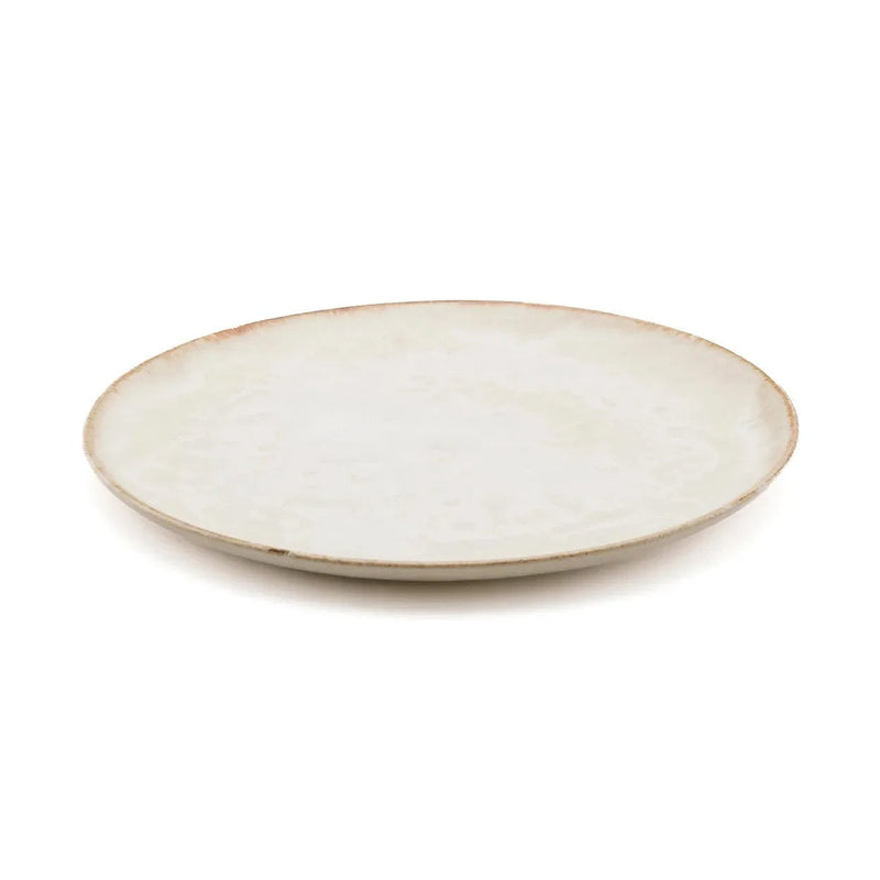 Assiette plate en grès blanc cassé bord doré artisanal
