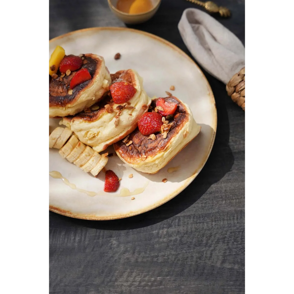 Assiettes à salade en céramique blanche mate avec bord artisanal – Set de 6