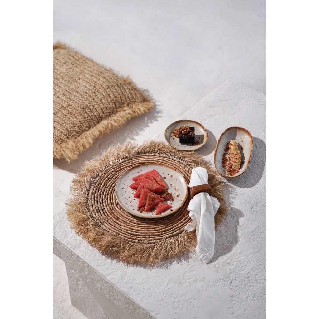 Assiettes à salade en céramique blanche mate avec bord artisanal – Set de 6