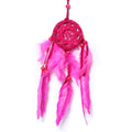 Attrape-rêves rose crocheté en bois avec plumes et perles naturelles