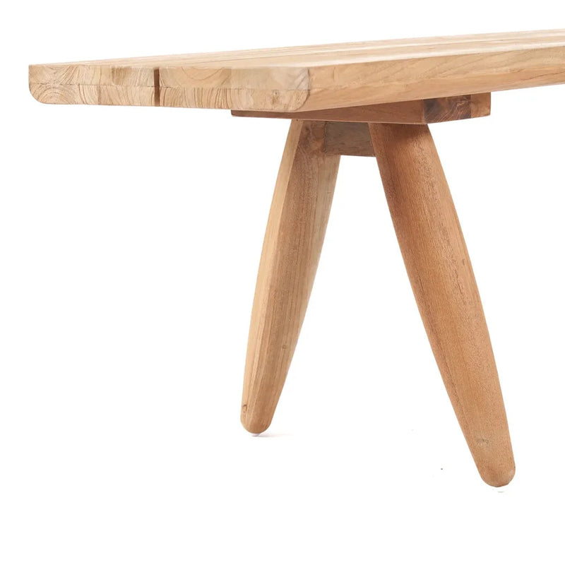 Banquette en bois avec jambes évasées pour l’extérieur, modèle Le banc Matita Extérieur 40