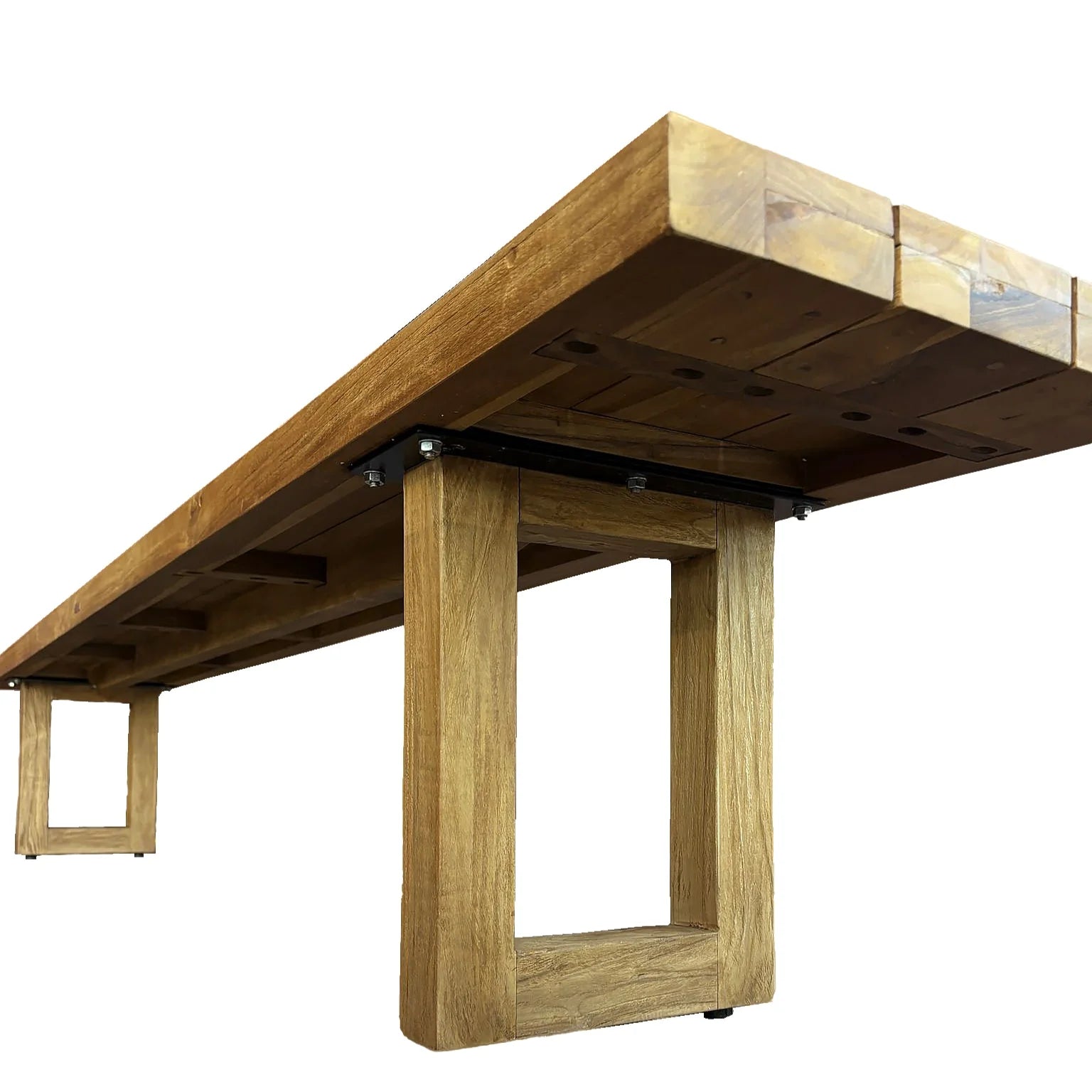 Table en teck recyclé avec pieds ajourés et finition naturelle 280x110 cm