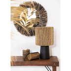 Lampe de table noire avec abat-jour cylindrique en fibre naturelle pour décoration intérieure