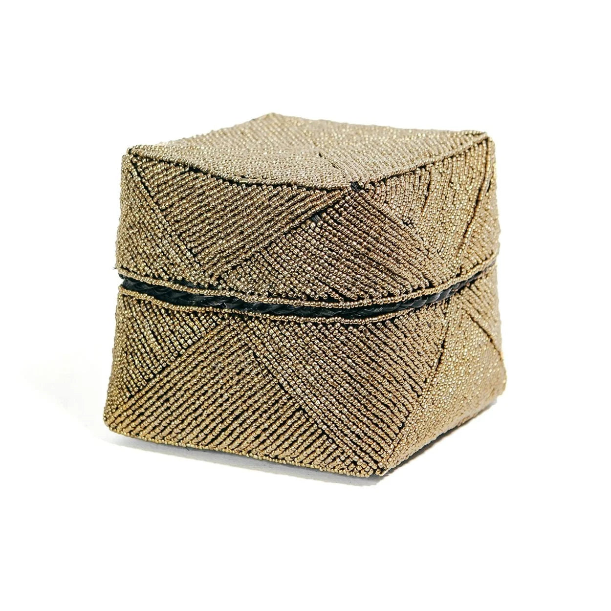 Boîte de rangement rectangulaire en perles dorées avec motif géométrique élégante