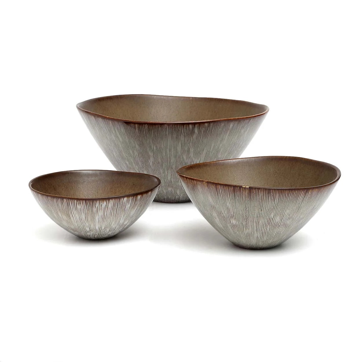 Trois bols en céramique artisanale marron et gris pour service de table