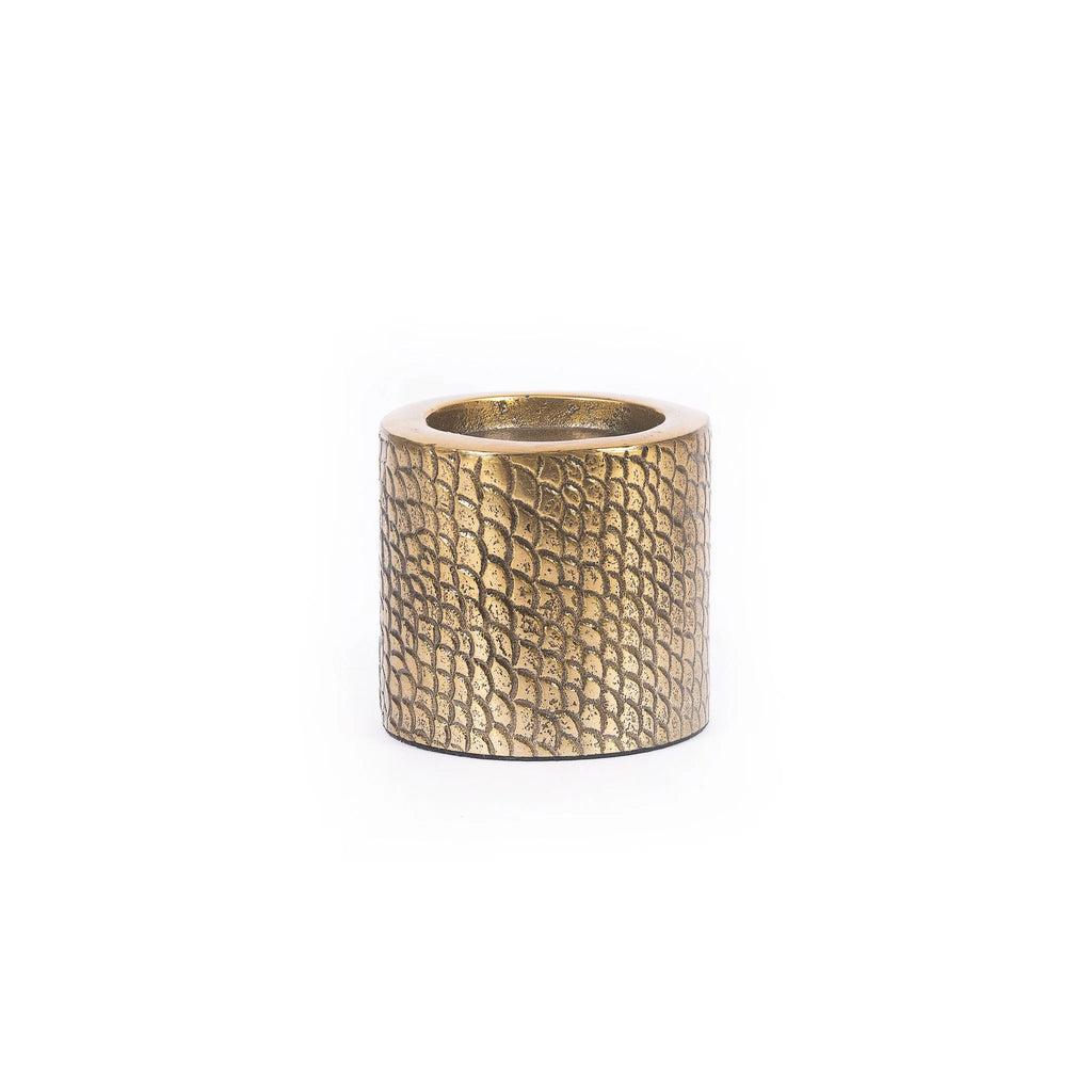 Bougeoir en métal doré relief écailles forme cylindrique pour bougies